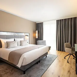 Leonardo Royal Bonn Airport 4* Colonia